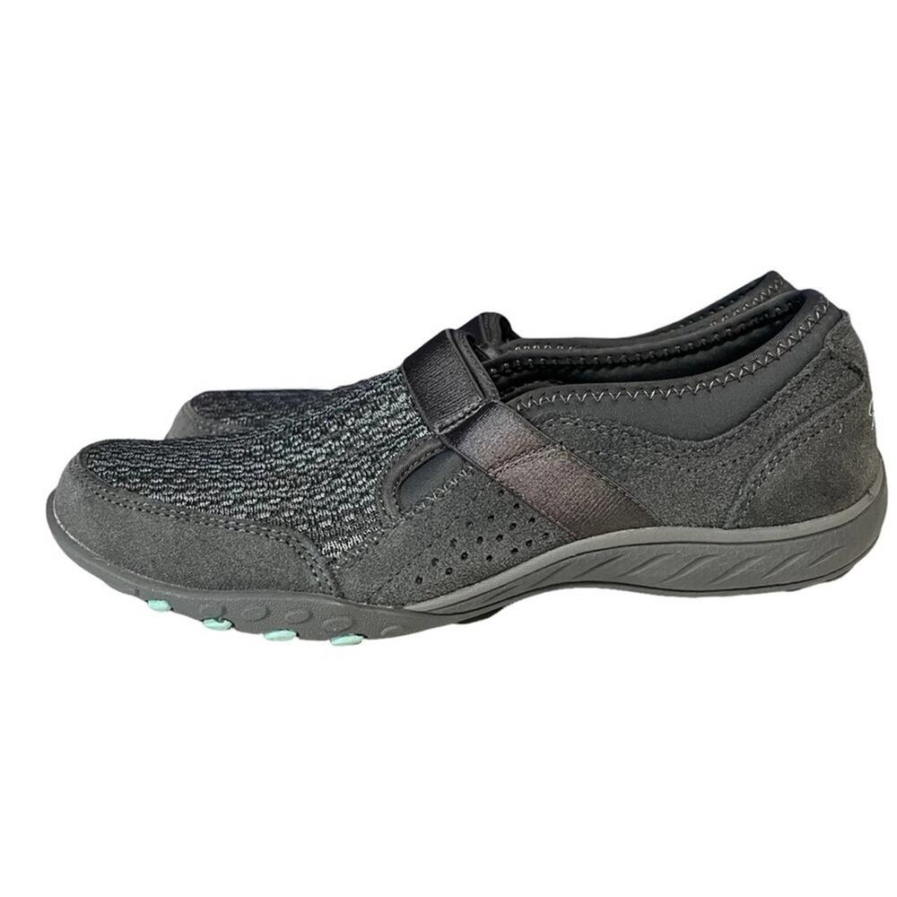 Skechers Women's Relaxed‎ Fit Breathe Easy Deal Me Shoe Charcoal Size 6.5
